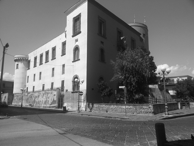 Il Castello di Caivano, anch'esso non protetto da videocamere